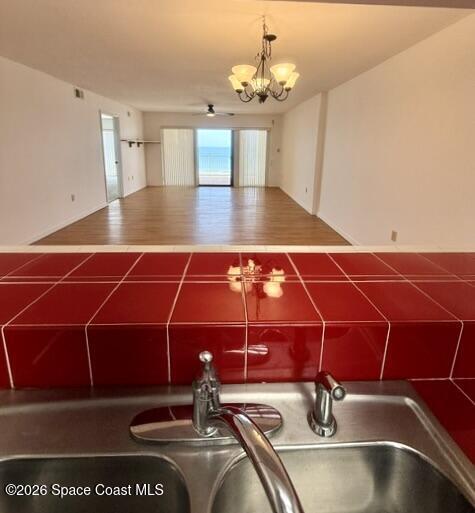 Photo - 6770 Ridgewood Ave Unidad 702