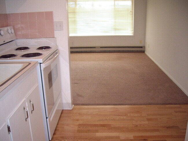 232 NE 3rd Ave