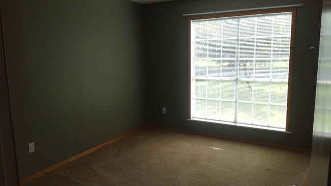 Photo - 105 Azalea Ave