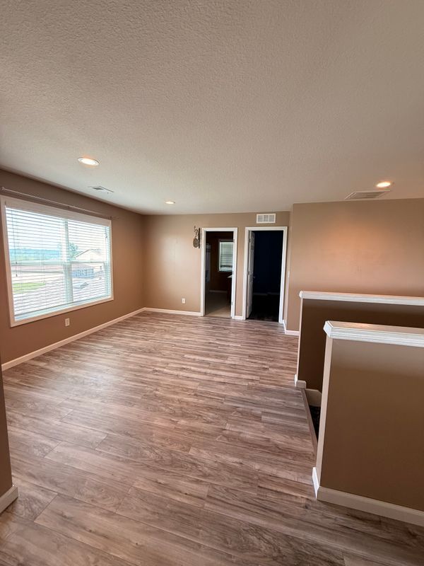 1200 SW Sapperton Rd