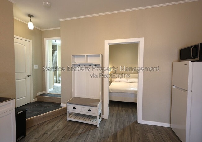 8184 Excelsior Dr