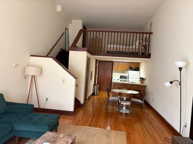Photo - 402 W Dayton St Unidad 304