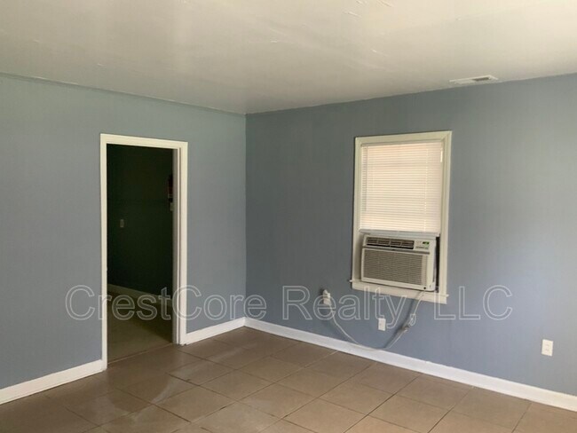 Photo - 4866 Tutwiler Ave