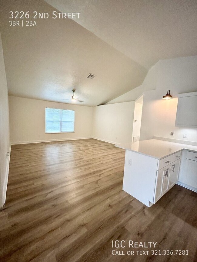 Charming 3 Bed, 2 Bath Rental in Vero Beac... House Rental in Vero