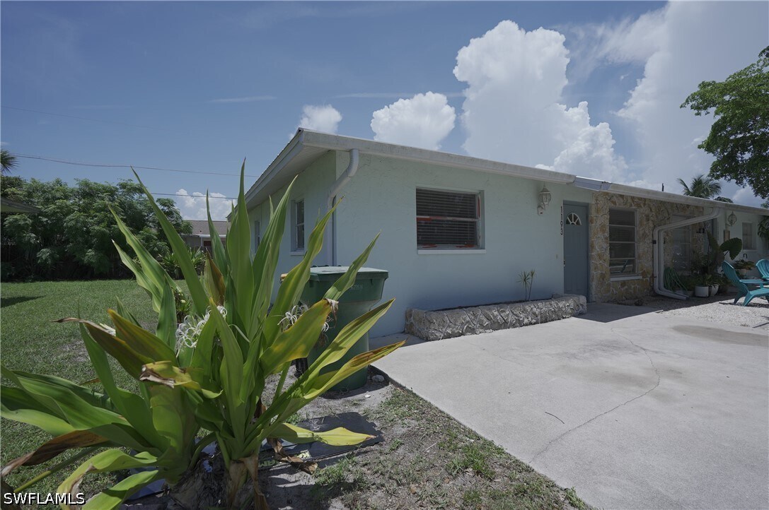 Photo - 1193 S Alhambra Cir