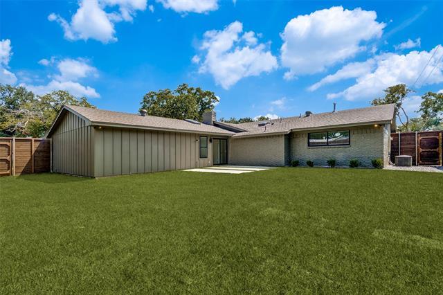 Building Photo - 3837 Clubway Ln