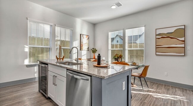 Photo - Spacious 2 Bed in Gated Community — $2,000... Unit PAH62