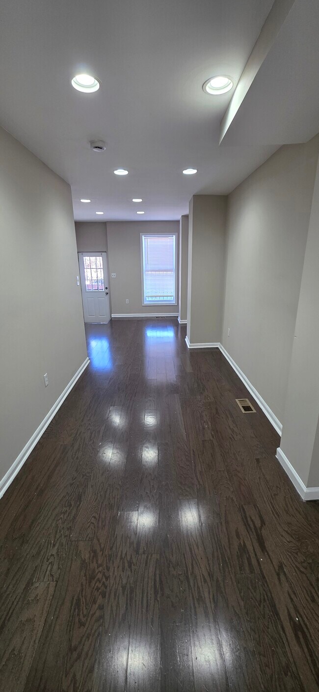 Photo - 238 N Rose St