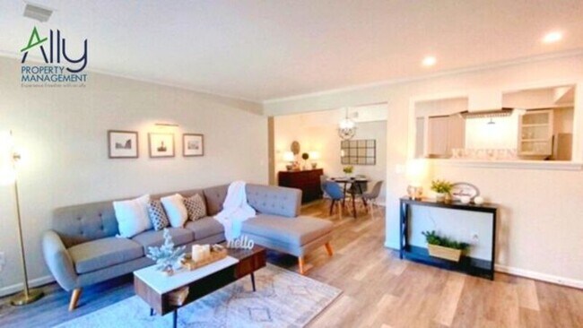 Photo - 137 Green Turtle Ln Unit 5