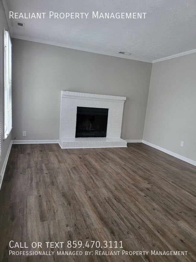 Photo - 3107 Glenridge Cir