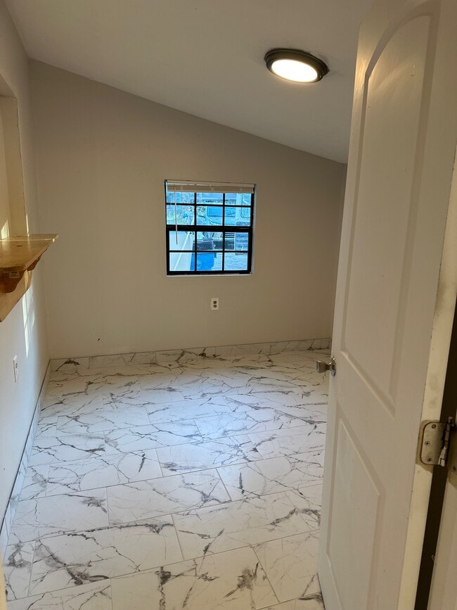 Photo - 1523 Mar Vic Ln