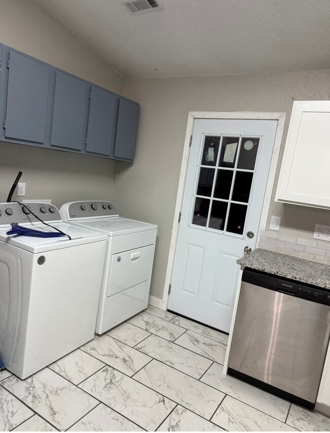 Photo - 11683 Landers Rd Unit B