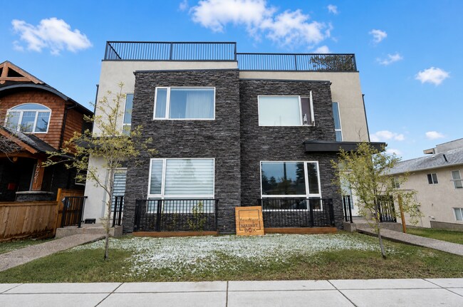 Photo - 4423 Bowness Rd NW Unit 2