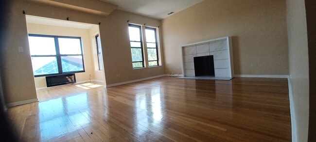 Photo - 6342 S Kenwood Ave