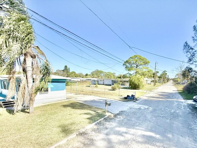 Photo - 6519 Sandra Dr