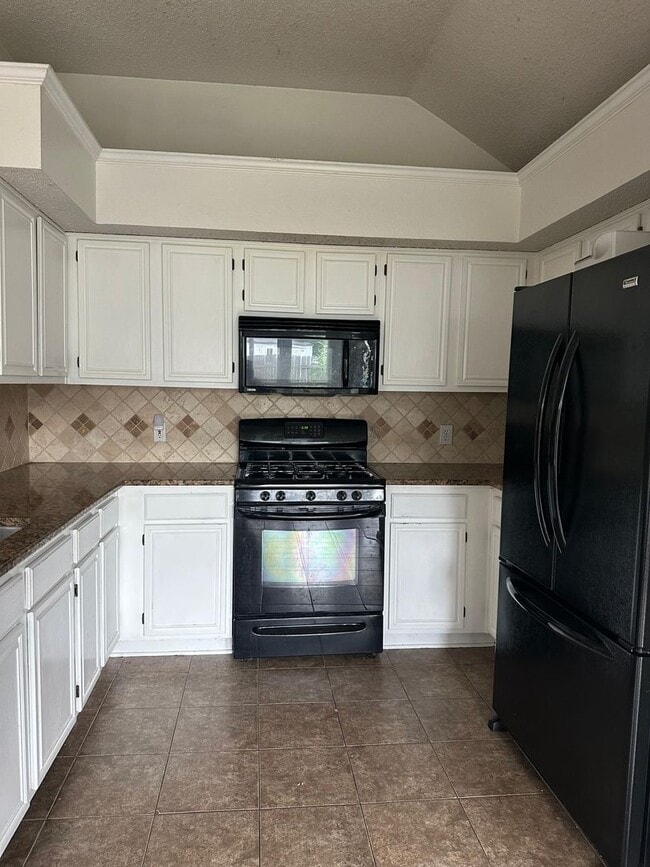 Photo - Beautifully Maintained Home with Modern Updates