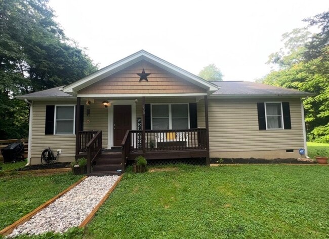 Building Photo - 123 Jacoby Rd