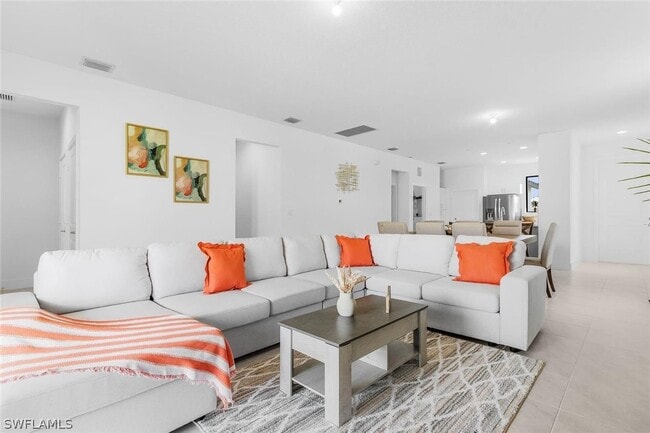 Building Photo - 5061 Penella