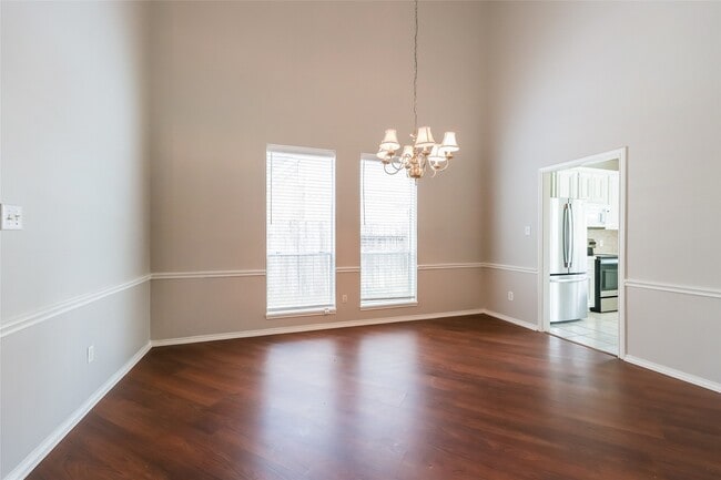 Photo - 9926 Murray Landing