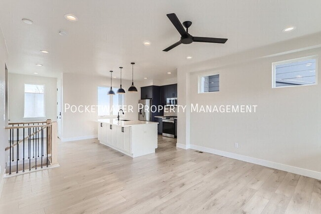 1333 Baker St