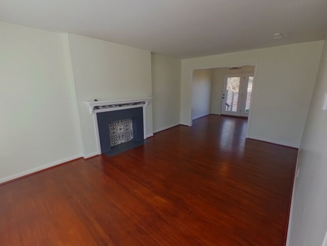 Photo - 403 N Harding Ave