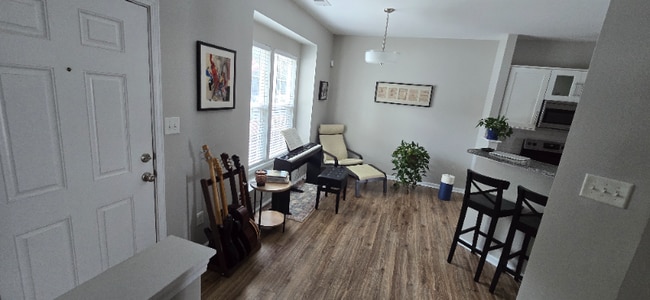 Photo - 4747 Forestridge Commons Dr