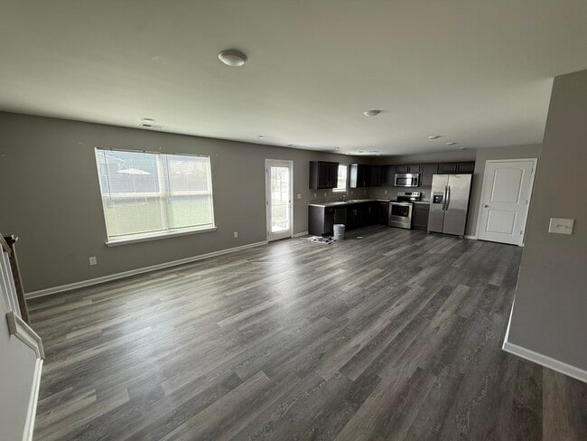 Photo - 2325 Tanksley Way