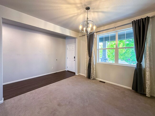Photo - 17286 Bluetrail Ave
