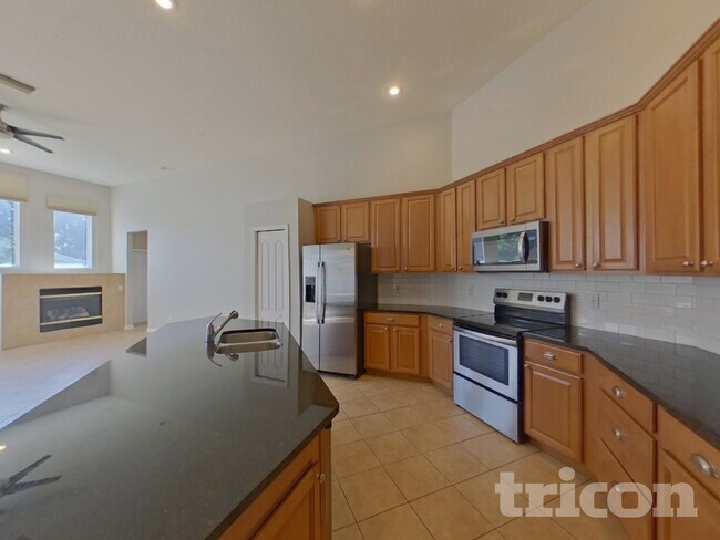 Photo - 3412 Eastmonte Dr