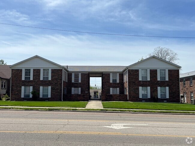 Building Photo - 8612 W Main St Unit # 6 First floor Age 55 and over Rental
