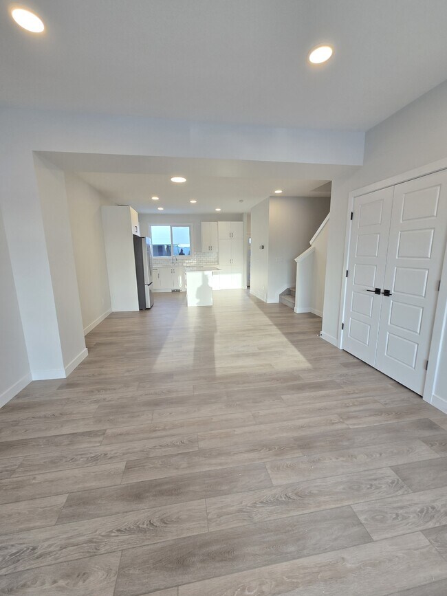 Photo - 8008 Cedric Mah Rd