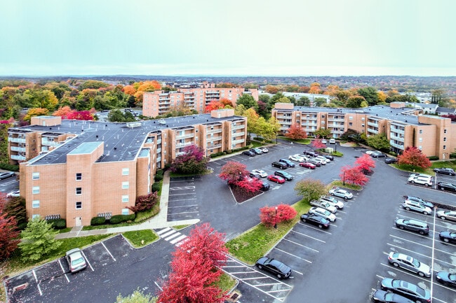 Building Photo - Sutton Views Rental