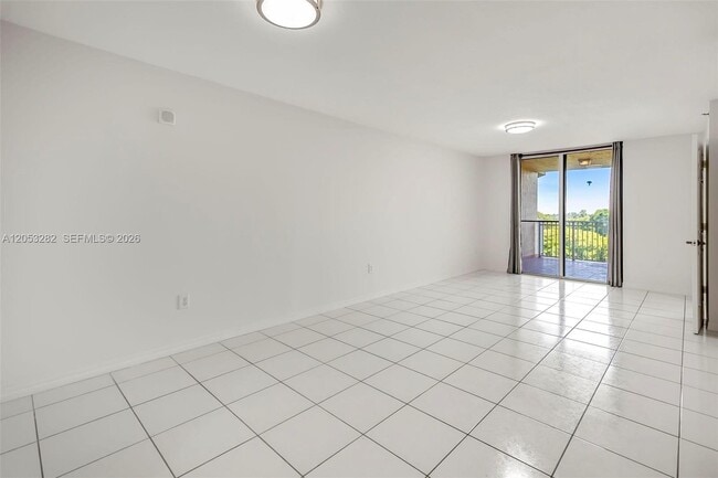 Photo - 1650 Coral Wy Unit 604