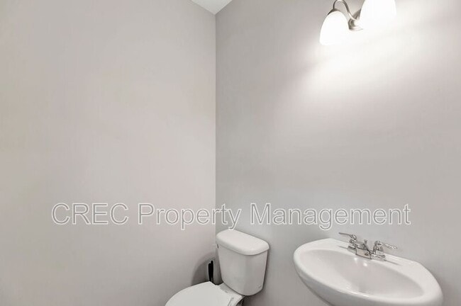 Photo - 575 Wayton Cir