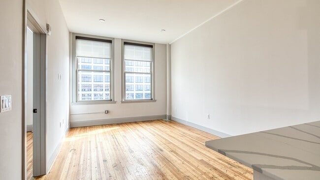Marshall Floorplan – Restored Original Flooring
