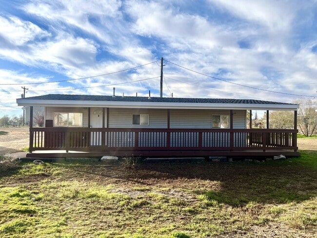 Building Photo - 272 E 200 S