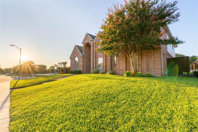 Photo - 4465 Longfellow Dr