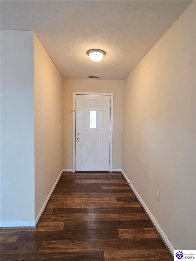 Photo - 104 Dante Ct