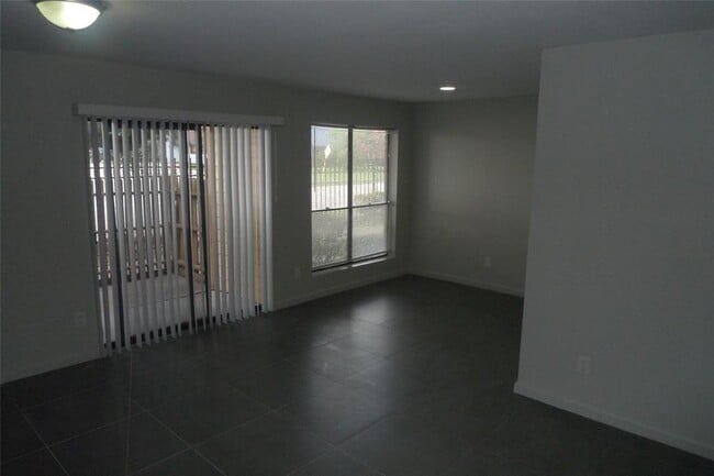 Photo - 16111 Aspenglenn Dr Condo Unit 101