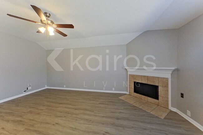 Photo - 1401 Alpine Dr