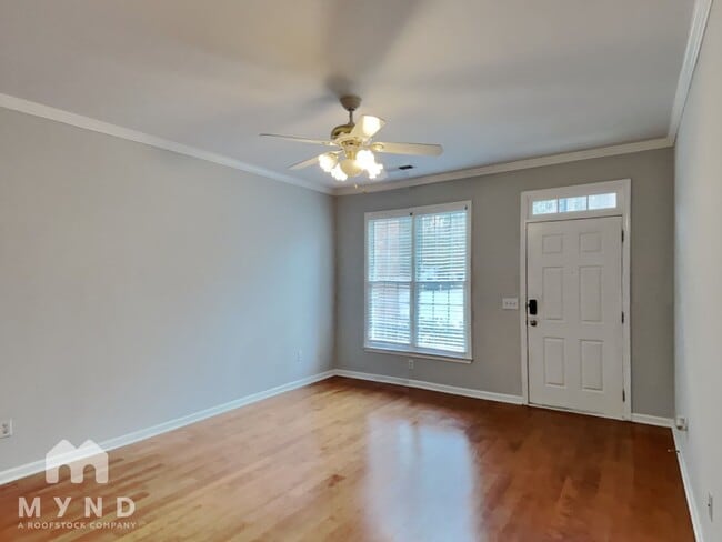 Photo - 2314 Longcourt Wy