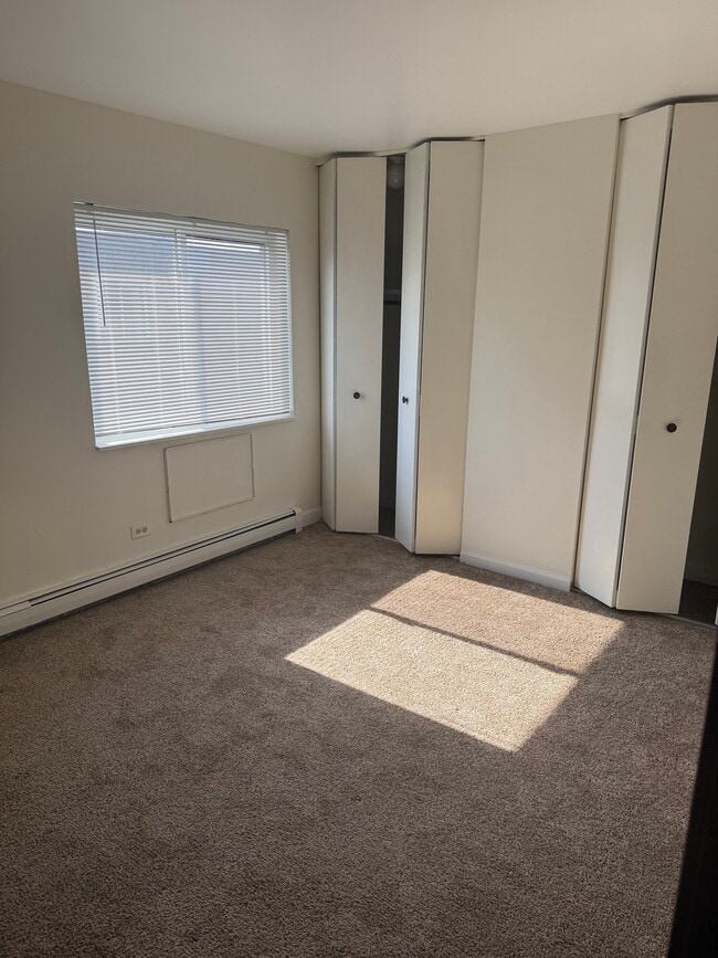 Photo - 301 Hawthorne Cir Unit 6