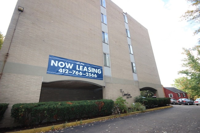 Photo - Queensbury Apartments