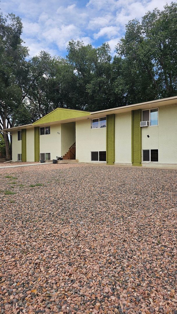 $500 OFF FIRST MONTH |$1545 - 3BR/1BA Pet-... - $500 OFF FIRST MONTH |$1545 - 3BR/1BA Pet-... House