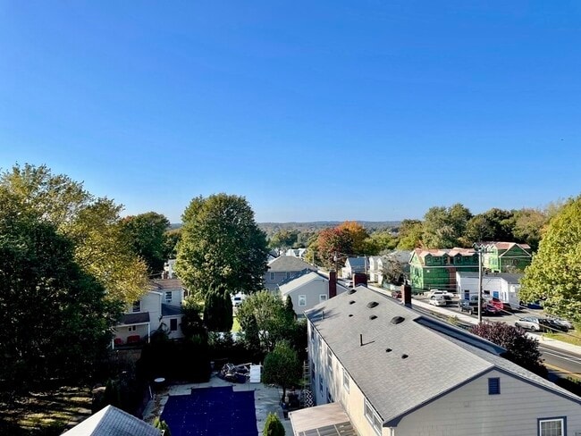 Photo - 308 Quarry St Unit 303