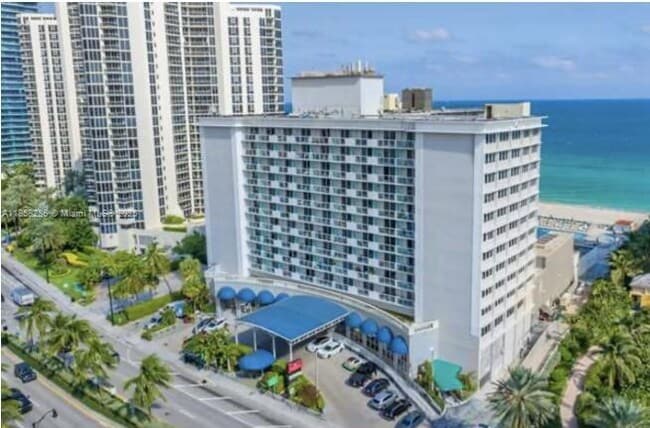 Building Photo - 19201 Collins Ave Unit 636 Rental