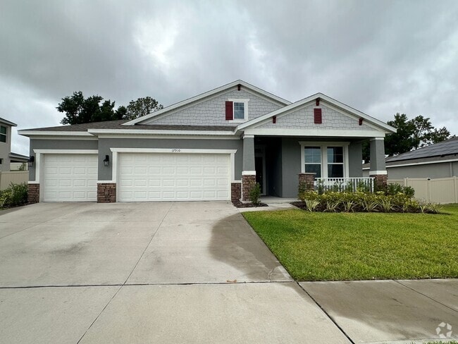 Building Photo - 4 Bedrooms/3 Baths/3 Car Garage House in L...