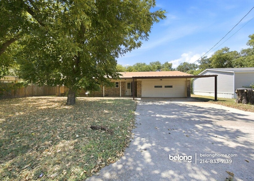 1624 Lands End St