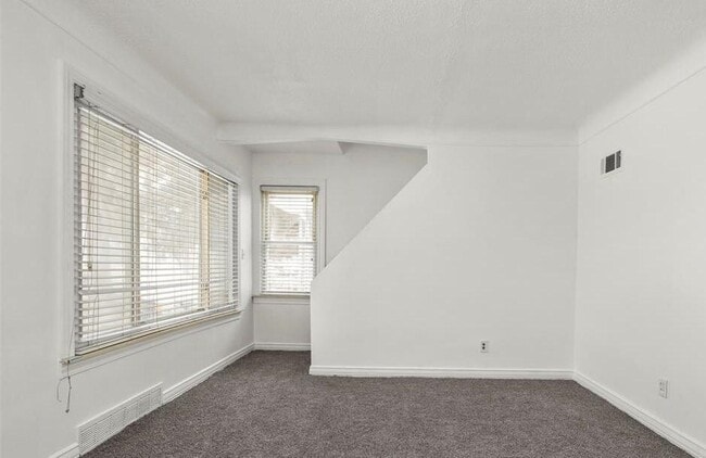 Photo - 24868 Grove Ave