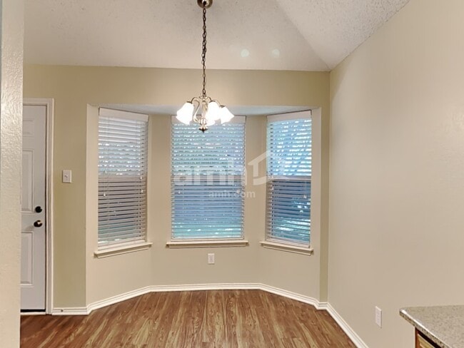 Photo - 307 Marshall Creek Rd